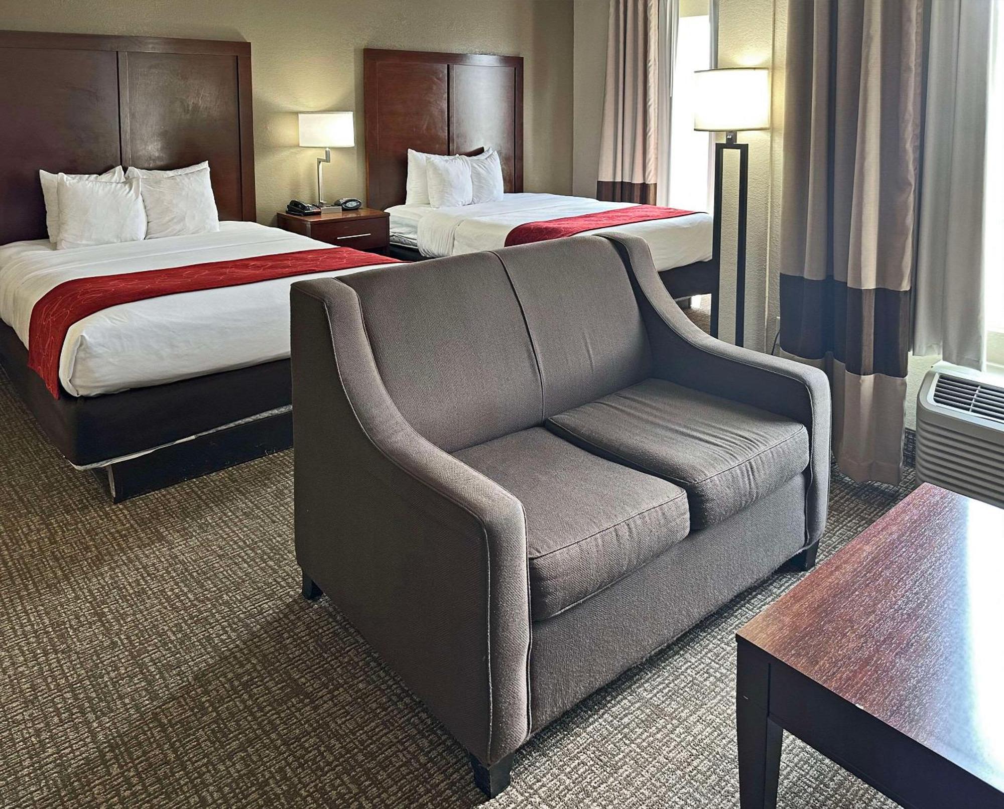 Comfort Suites Concord Mills Eksteriør billede